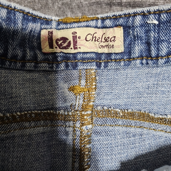 Vintage Y2K l.e.i. Chelsea Low Rise Denim Maxi Skirt. - Picture 3 of 6